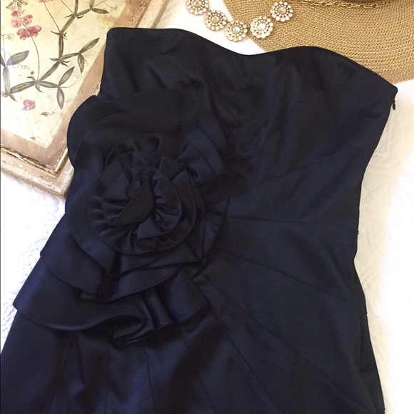 White House Black Market Dresses & Skirts - WHBM Black Satin Strapless Cocktail Dress